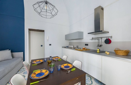 Quartieri Spagnoli Apartment | Leticia's Apartment by Wonderful Italy