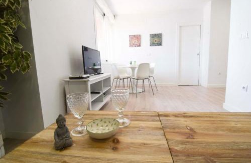 Poligono Alameda Apartment | Letmalaga Andalucia