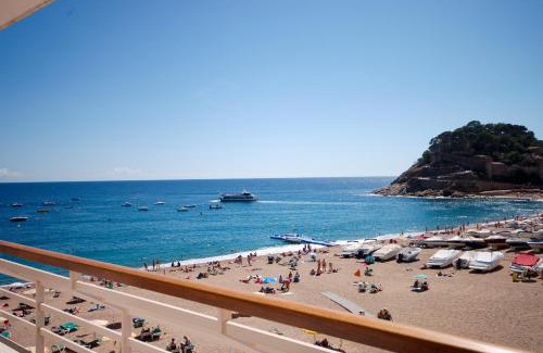 Tossa de Mar Apartment | Lets Holidays Tossa de Mar Beach Apartment