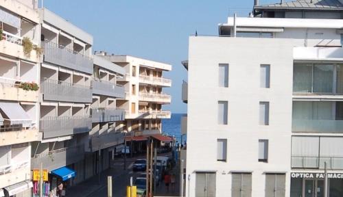 Tossa de Mar Apartment | Lets Holidays Voramar Apartment