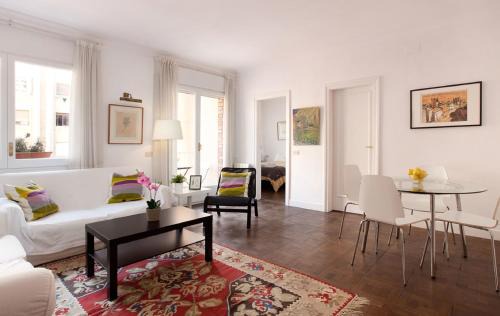 Les Corts Apartment | Letsgo Camp Nou Apartment
