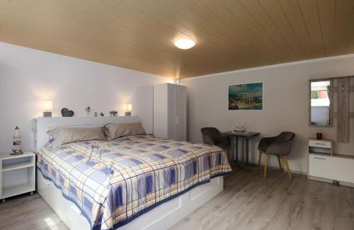 Schonberger Strand Apartment | Leuchtturm Dreangel