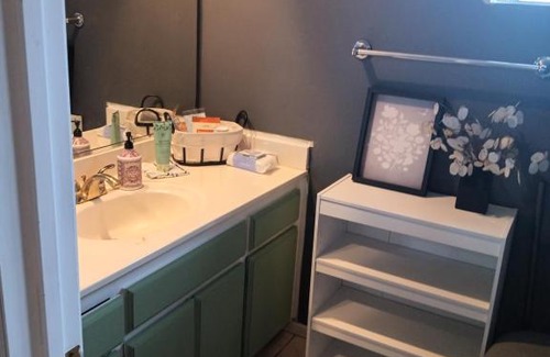 Alhambra Bed & Breakfast | Levander Cozy Home