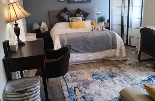 Alhambra Bed & Breakfast | Levander Cozy Home