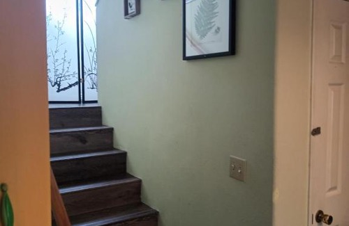 Alhambra Bed & Breakfast | Levander Cozy Home