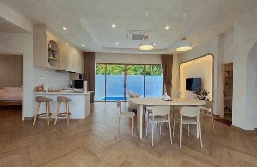 Si Racha Villa | Level TWO pool villa Sriracha