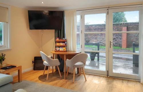 Arden House | Leven Lodge 1 - Uk46042