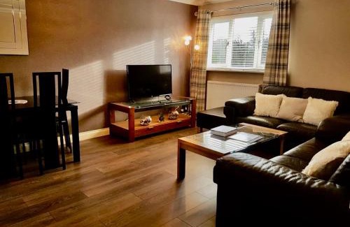 Balloch Apartment | Levenview Holiday Apartment Loch Lom