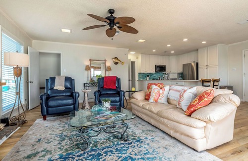 Royal Lagoons House | "Lewis Landing II" Waterfront with Dock, 5 Bedrooms, 2 Baths