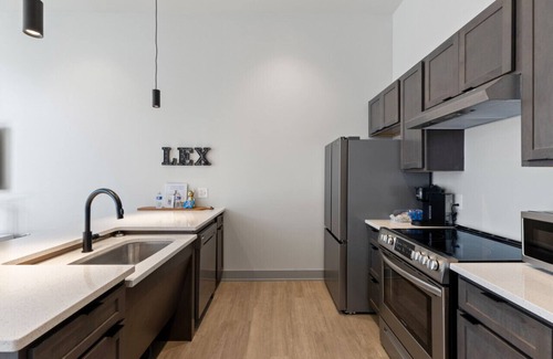 Downtown Condo | Lex In The City - Downtown Condo