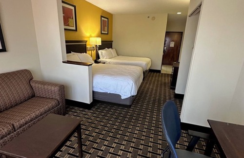 Lexington Hotel | Lexington Inn and Suites