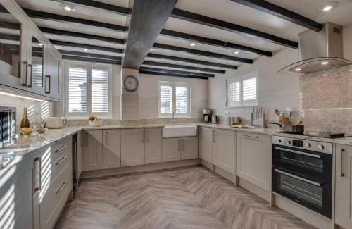 Sandsend House | Lezayre