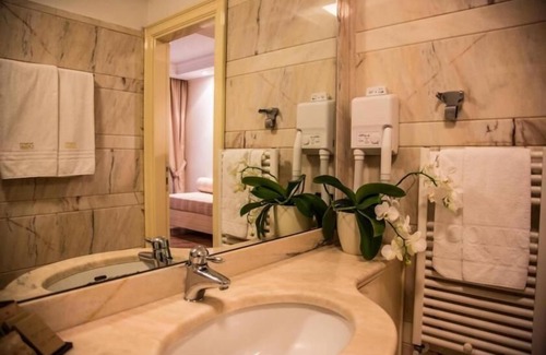 Marino Hotel | LH Domus Caesari