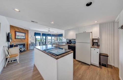 North Shore Condo | Libby's Lake View on Smith Mountain Lake