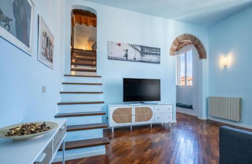 Venezia Nuova Apartment | Libeccio Urban Suite by Pleiades Home