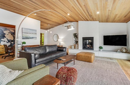 Poulsbo House | Liberty Bay Beach House