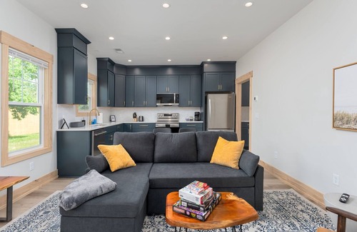 Wilmington House | Liberty Belle - Modern & Central