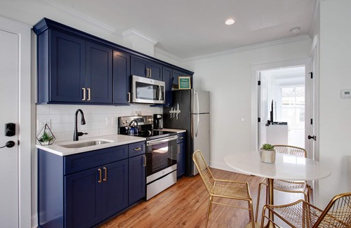 Historic District - North Apartment | Liberty Lane Carriage House With Garage Spot!