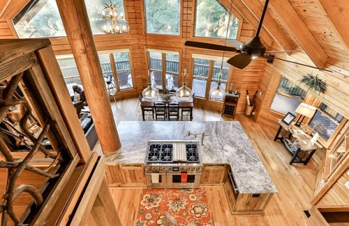 Ellijay Cabin | Liberty Lookout | Ellijay, GA