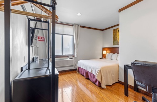 Hunters Point Hotel | LIC Hotel