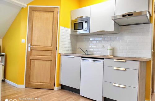 Saint-Leu Apartment | LICORNE