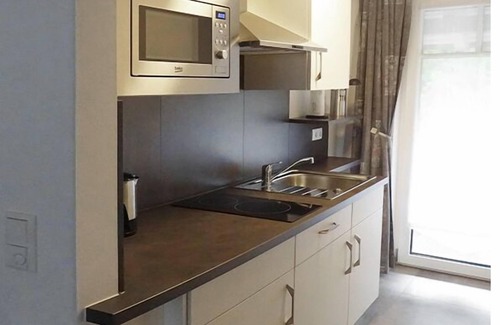 Hirschbach Apartment | Liebevoll Eingerichtete Ferienwohnung mit Terrasse