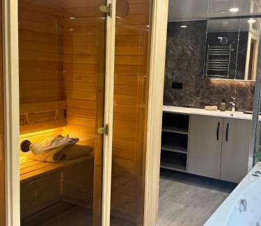 Parey Boat Rental | Lieblingsplatz Parey - schwimmende LuxSuite