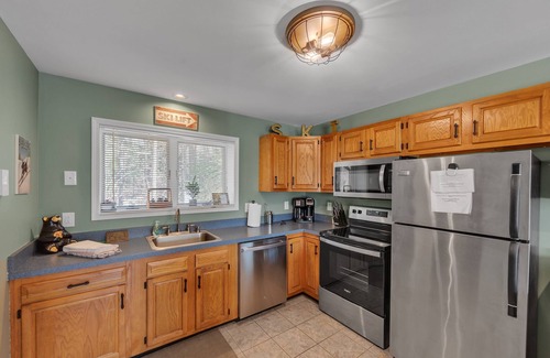 North Creek House | Lies 18n - Cozy & Scenic Mountain Retreat 3 Bedroom Townhouse by The Summit at Gore Mountain