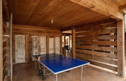 Gruene House | Life is Gruene-Riverfront Luxury-1Mi To GrueneHall