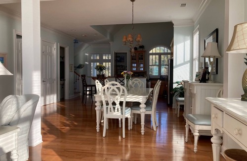 Melrose on the Beach House | Life's A Beach. An outstanding 5 bedroom home located on a unspoiled island.