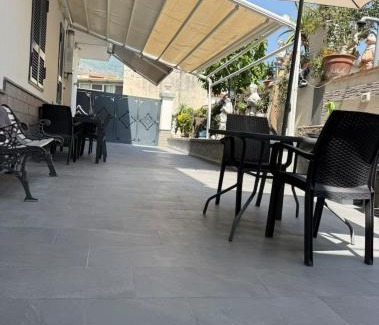 Torre del Greco House | Life Vesuvio