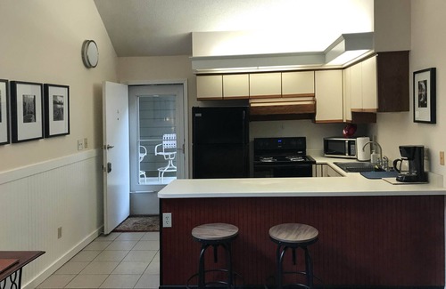Sapphire Apartment | Light and Bright Resort Retreat in Sapphire Valley