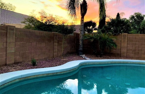 Cottonflower House | Light and Bright with a HEATED Pool!