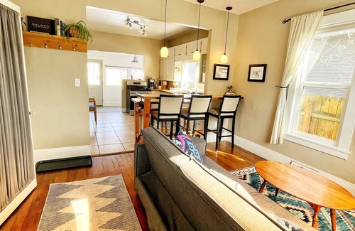Heart of Missoula House | LIght and cozy house close to trails and downtown Missoula