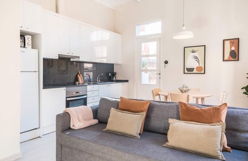 la Vila de Gracia Apartment | Light, cozy terrace and local life in Gracia