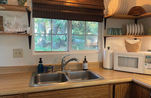 Cedarpines Park Cabin | Light filled Cabin in the Woods