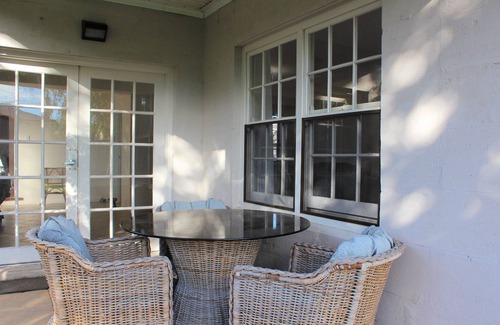 Mount Gambier House | Light-filled comfortable 3 B/R 2 bathroom family home. Dogs by negotiation .