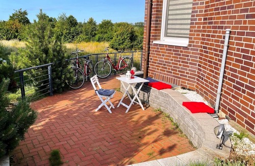Hohen Wieschendorf Apartment | Light-flooded apartment with private sauna! Beach walking distance, with dog!