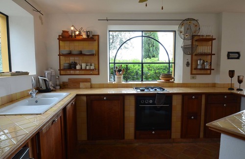 Dolcedo House | Light-flooded country house in a panoramic location