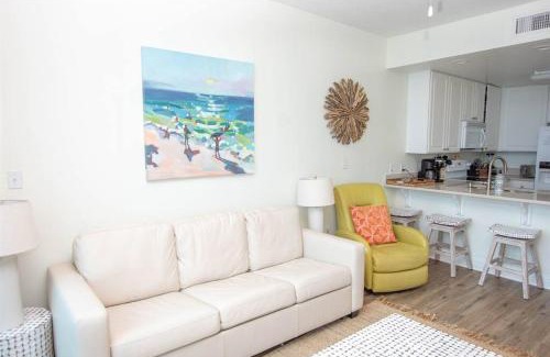 Gulf Shores Apartment | Lighthouse 1416 Southern Charm