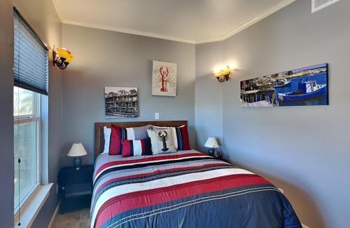 Surfside Beach House | Lighthouse By the Sea