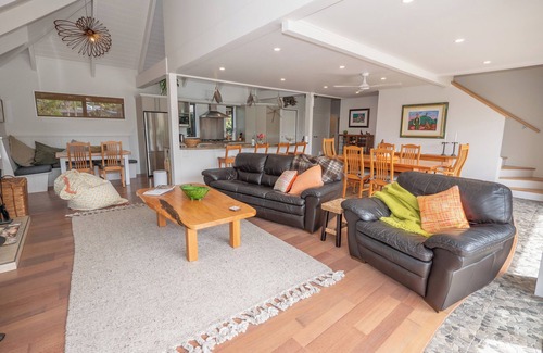 Coopers Beach House | LIGHTHOUSE