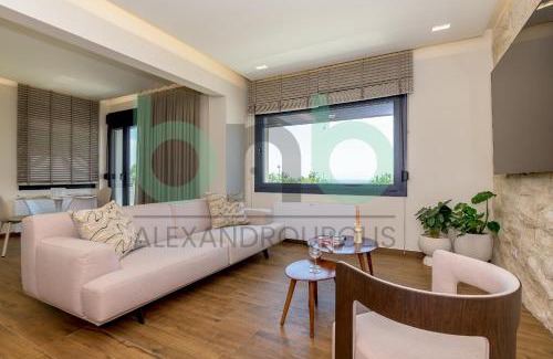 Alexandroupoli Apartment | Lighthouse View Luxury