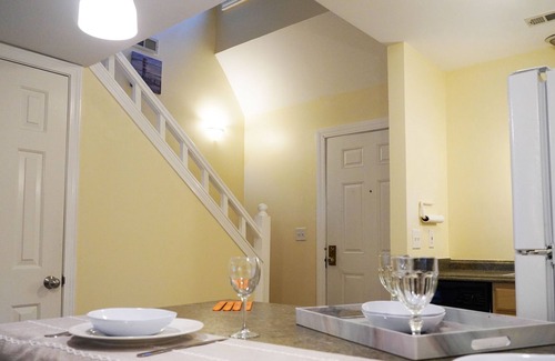 Norwich Condo | Lighthouse Villa! Your own relaxing getaway!