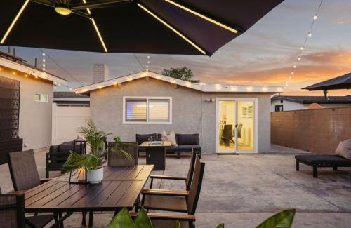 Southwest Anaheim House | Lightsaber Lounge-Hot Tub-Billiards-10mnstoDisney