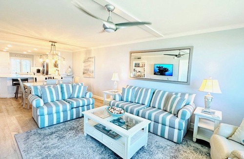 Sanibel Condo | Like sunrises, sunsets & stargazing? Serenity is y