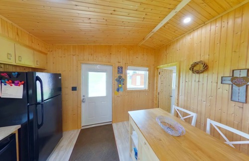Caddo Gap Cottage | Lil Caddo Cabin on the Caddo River