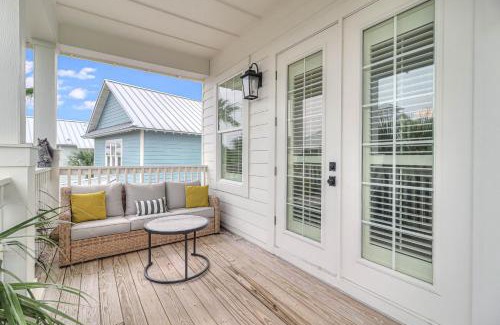 Cinnamon Shore House | Lil JoE Cottage 180 BE