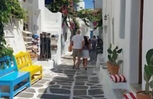 Piso Livadi Hotel | LIL Paros luxury suites in Paros