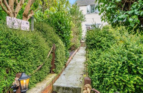 Grosmont House | Lilac Cottage